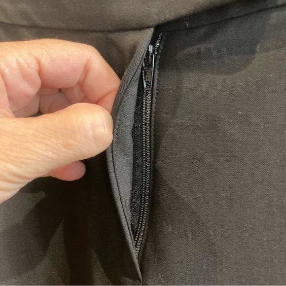 BAIA Sz 8 97% Wool 3% Lycra Unlined Wide Leg Pockets Cuffed Hem Pants Trousers - Picture 2 of 8